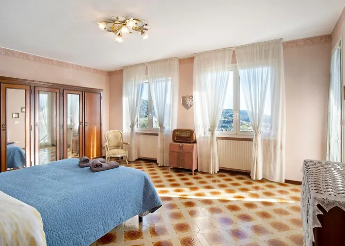 In Collina Vista Mare Villa Sanremo